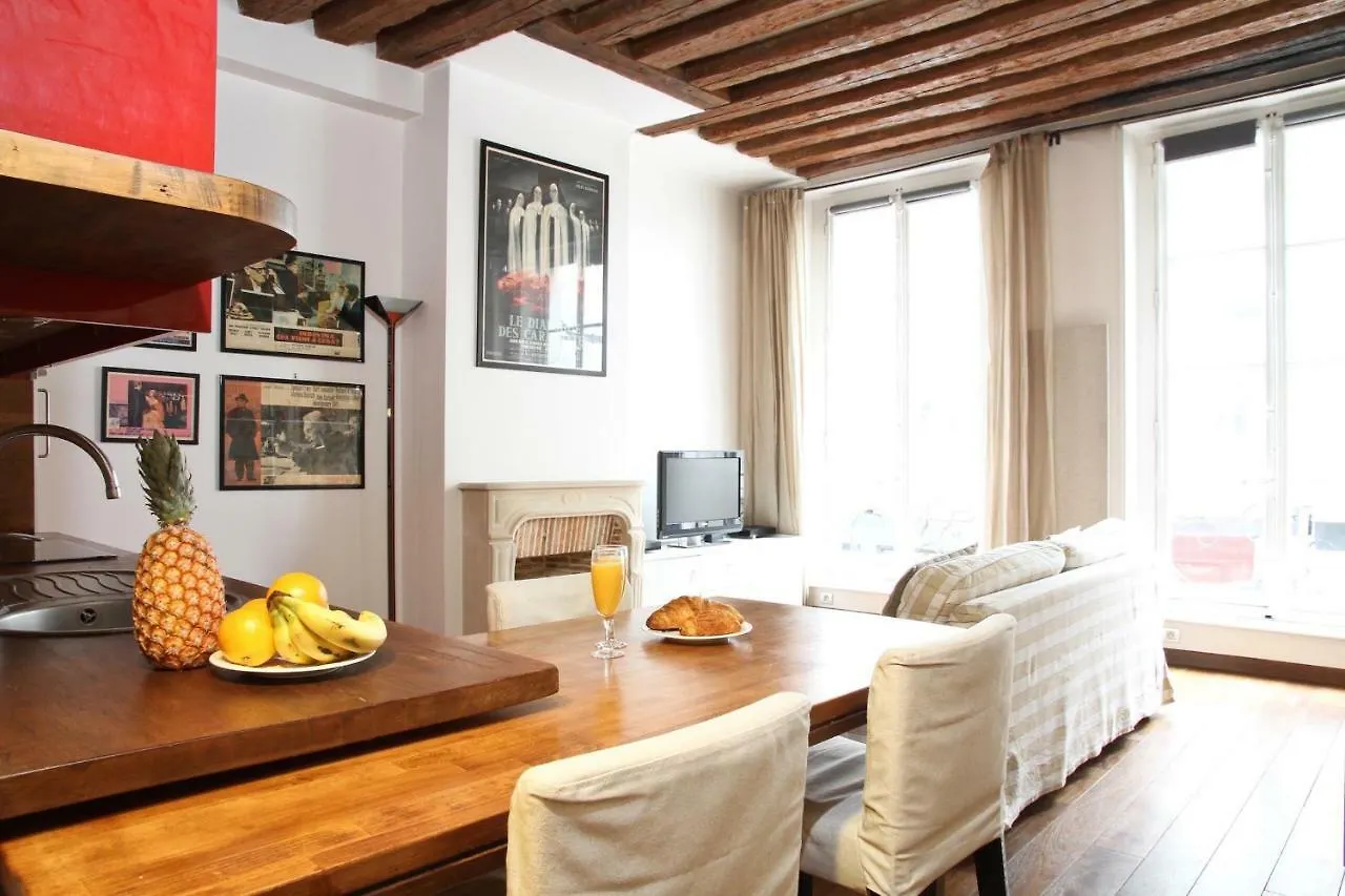 Le Marais Apartment - Centre Pompidou Paryż Francja